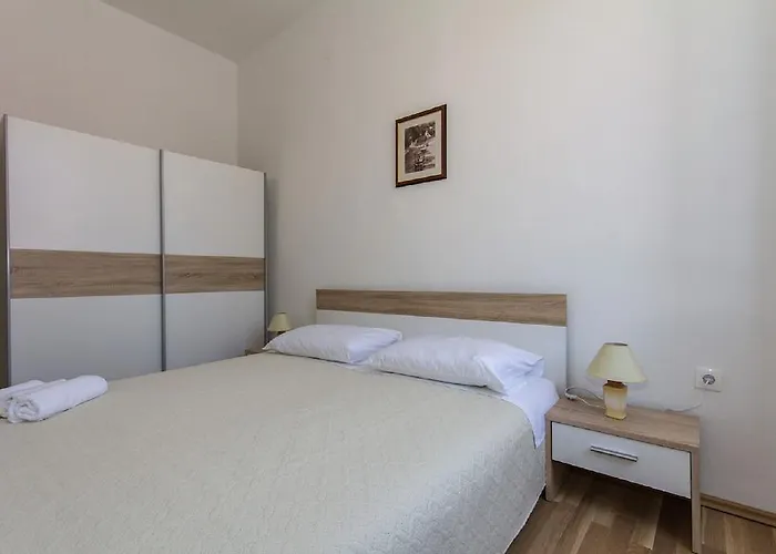 Cavallo Apartman *