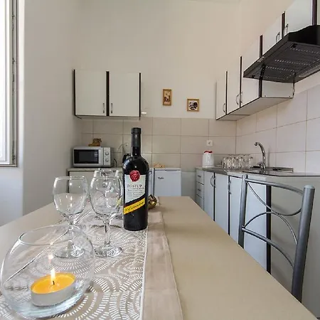 Cavallo Apartment
