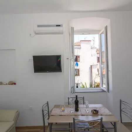 Cavallo Apartment